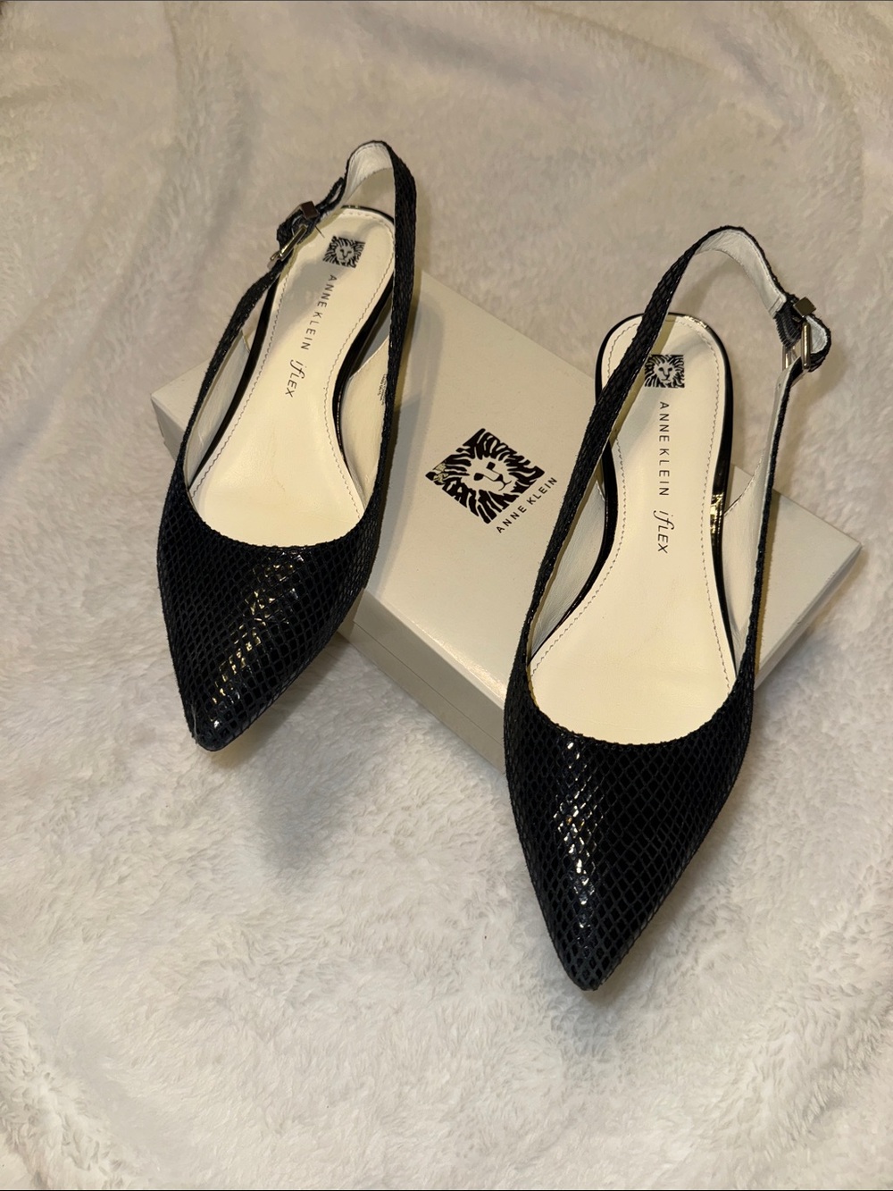 Anne Klein Black Leather Textured Slingback Pointed Flats - Picture 2 of 5